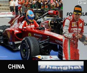 Puzzle Fernando Alonso γιορτάζει τη νίκη του στο το 2013 κινεζικό γκραν πρι